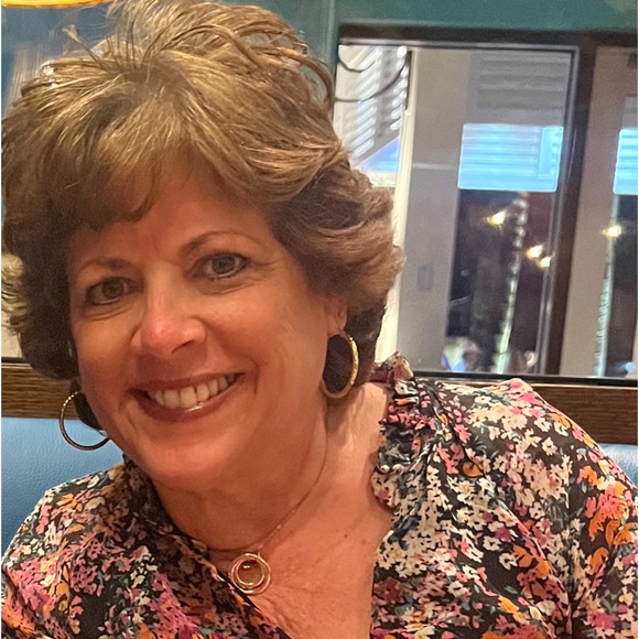 I AM LIVE - Picture 2 of 6